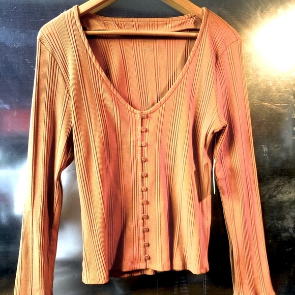 ANTHROPOLOGIe - Picture 1 of 6